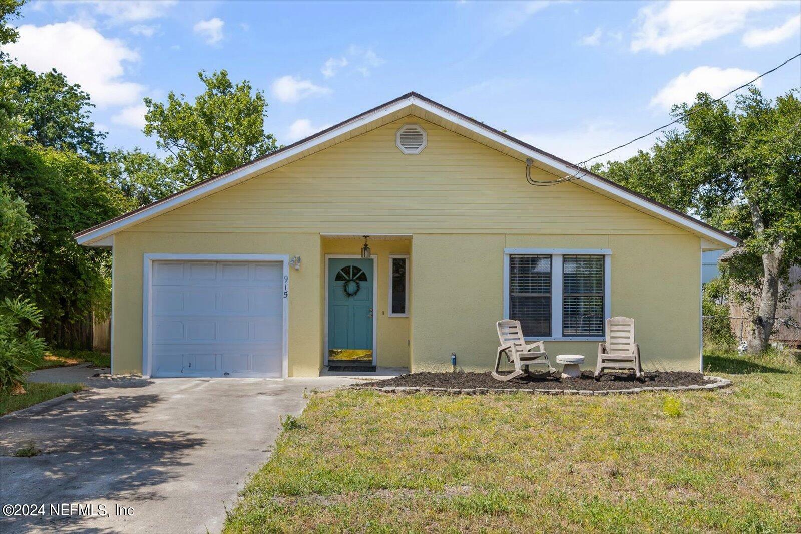 Property Photo:  915 14th Avenue S  FL 32250 