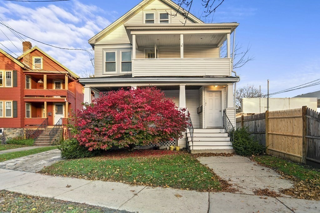 Property Photo: 3-5 Quincy St. 3 MA 02476
