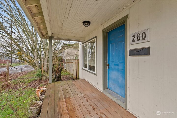 Property Photo:  280 SW John Street  WA 98532 