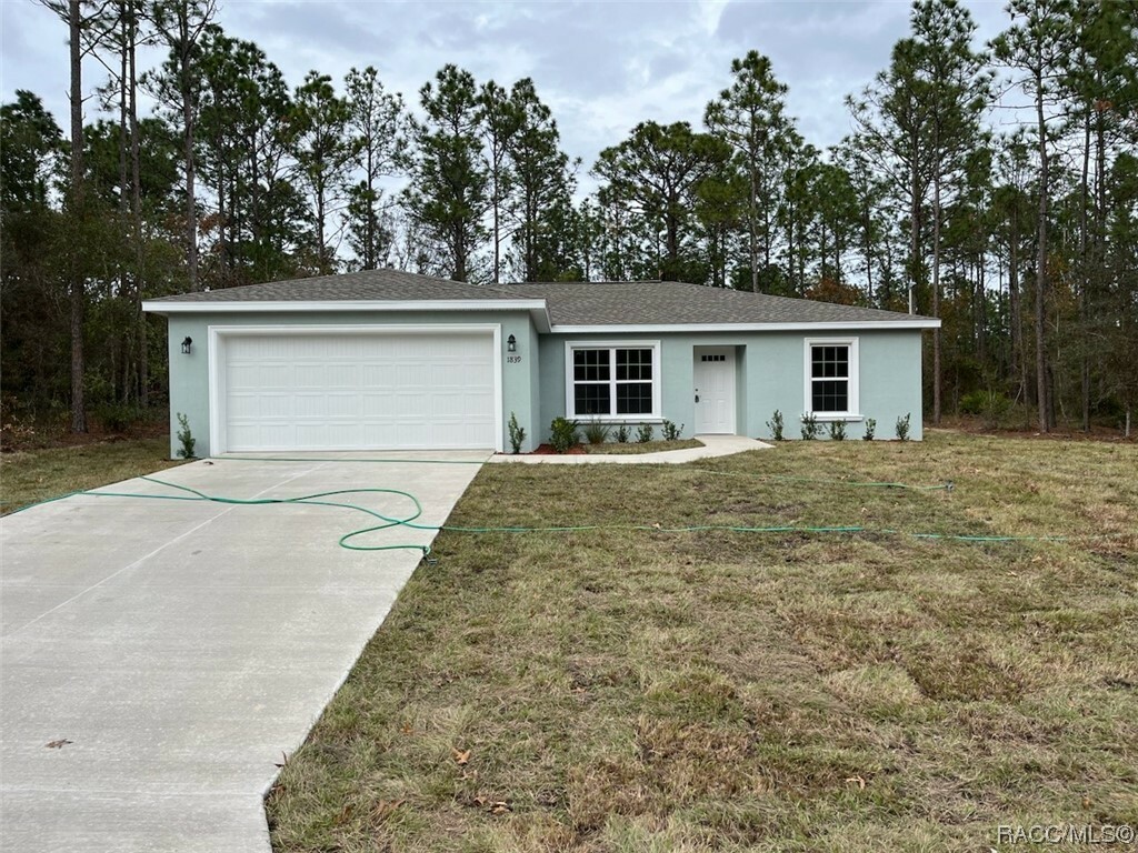 Property Photo:  1839 N Oliver Drive  FL 34434 