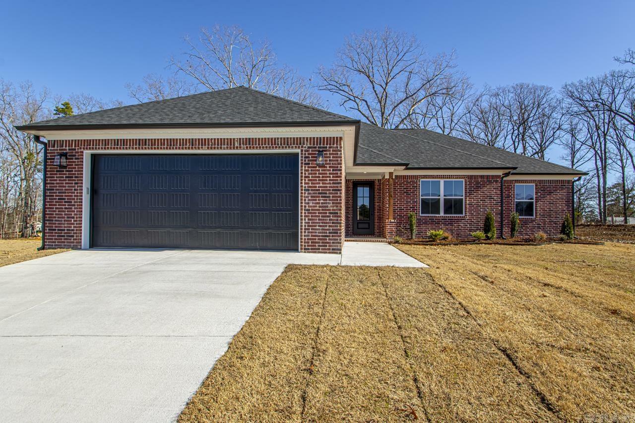 Property Photo:  5005 Springwood Circle  AR 72022 