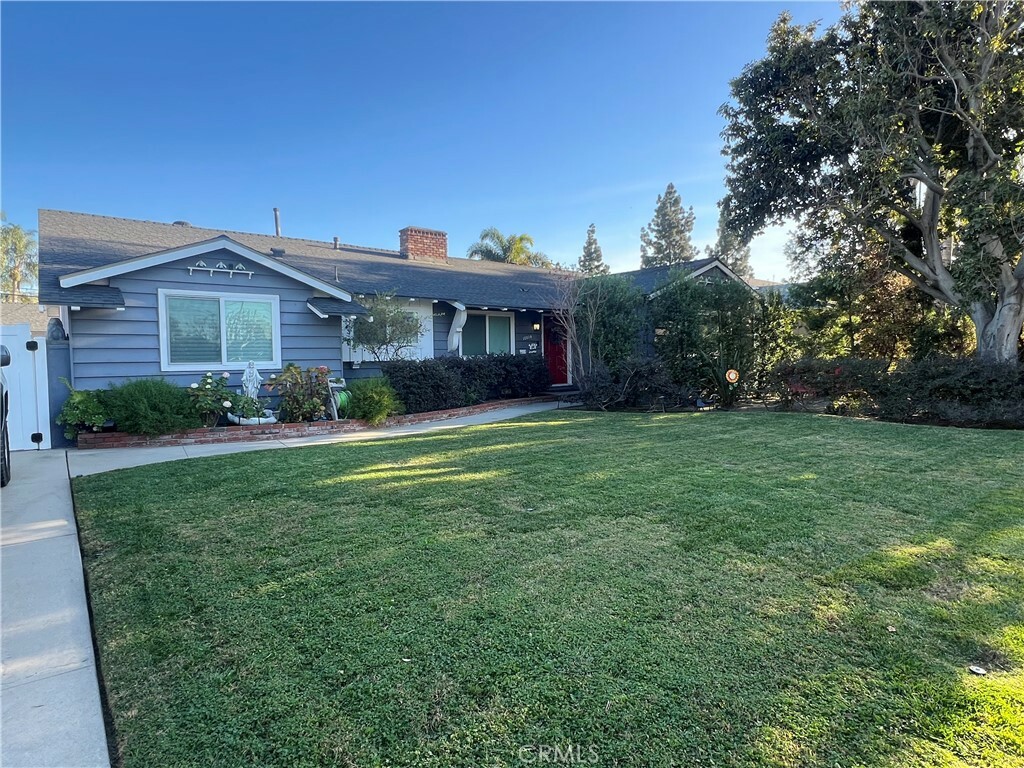 Property Photo:  10014 Bellder Drive  CA 90240 