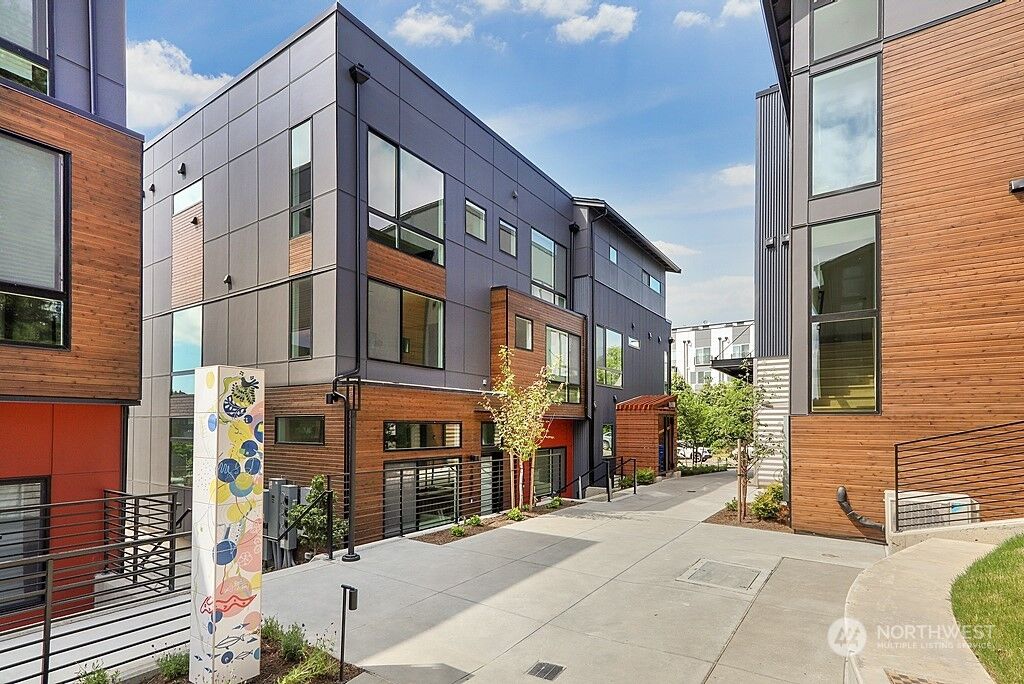 Property Photo:  2038 24th Avenue S  WA 98144 