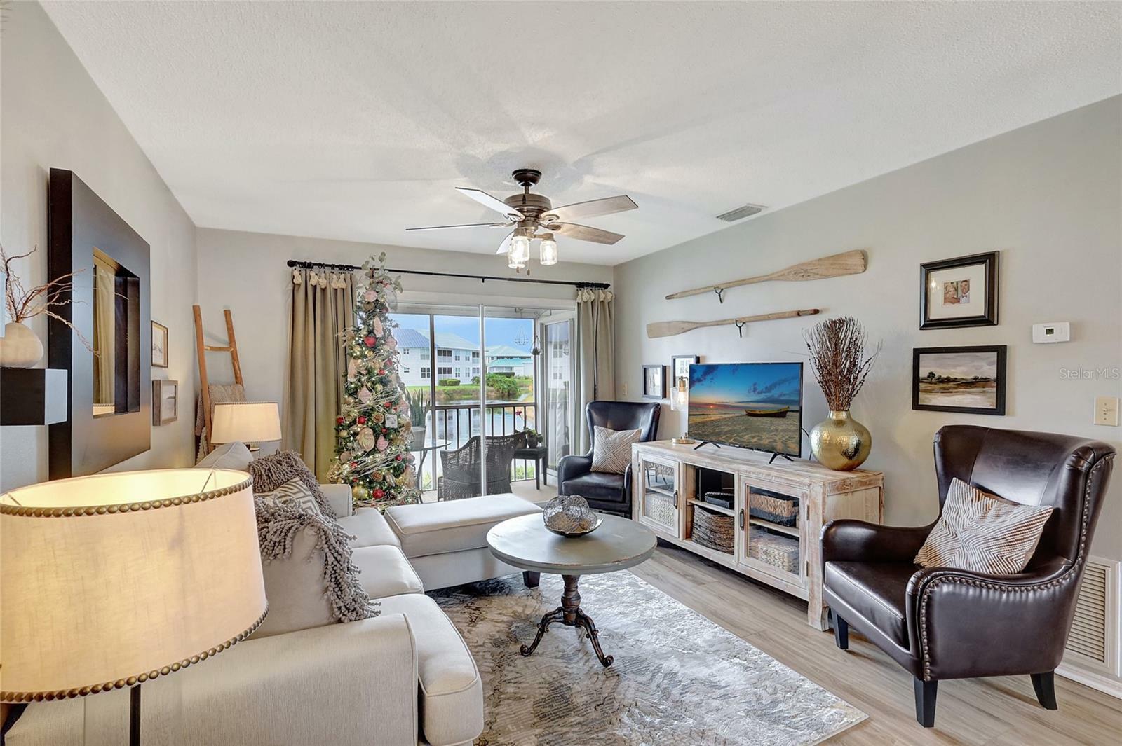 Property Photo:  851 Audubon Drive 851  FL 34209 