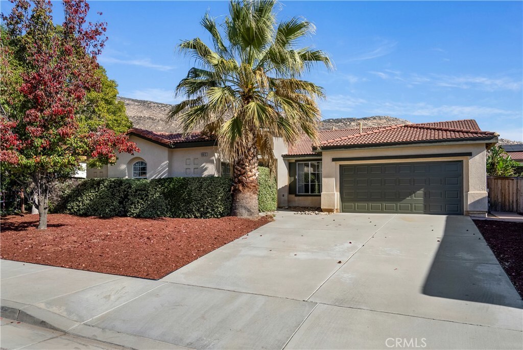 Property Photo:  9812 Via Montara  CA 92557 