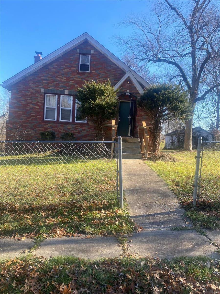 2134 Rosebud Avenue  St Louis MO 63121 photo