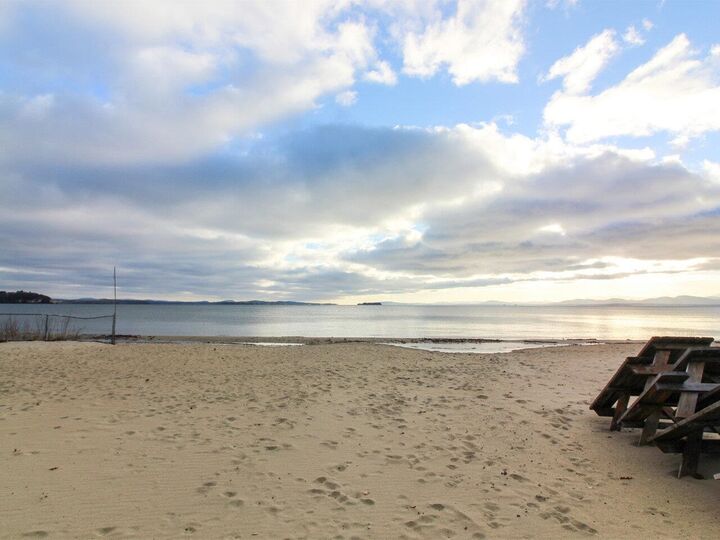 Property Photo:  117 Shore Road  VT 05408 