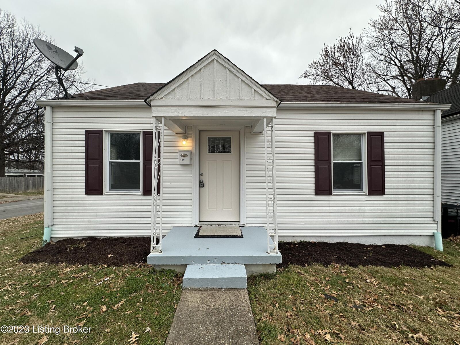 Property Photo:  3601 Craig Ave  KY 40215 