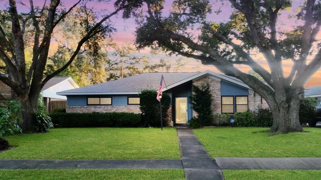 4729 Spellman Road  Houston TX 77035 photo