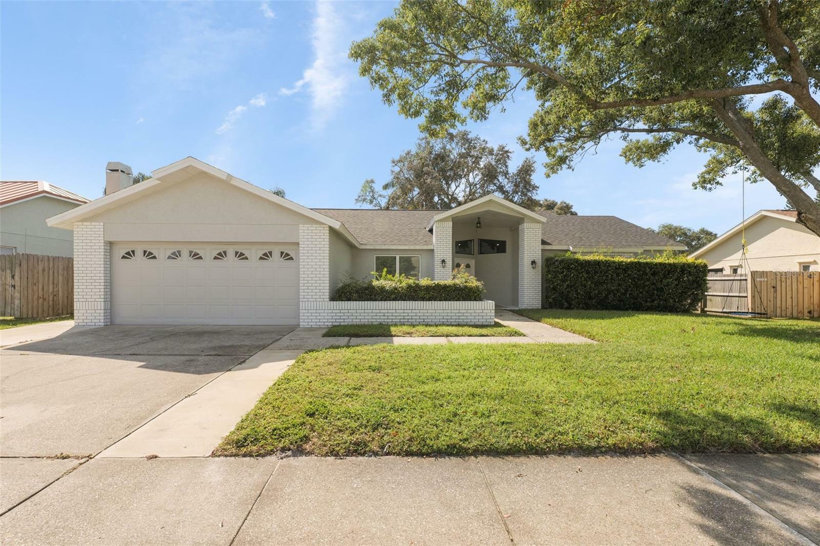 Property Photo:  2071 Glenbrook Drive  FL 34698 