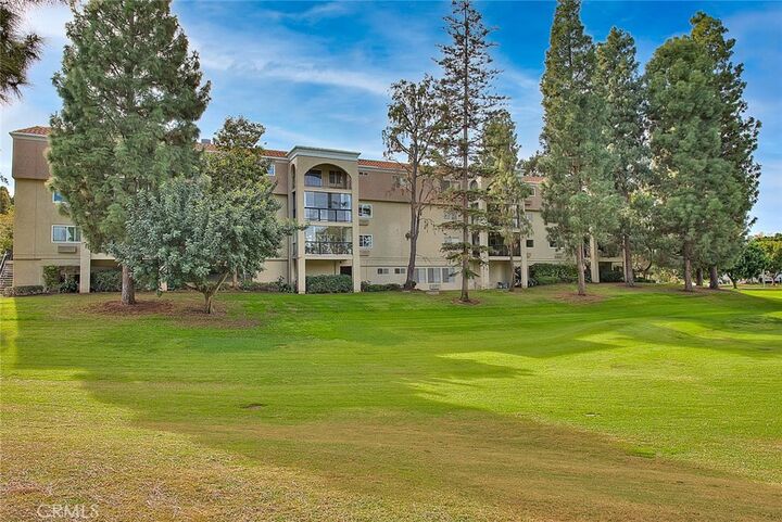 Property Photo:  5517 Paseo Del Lago E 2B  CA 92637 