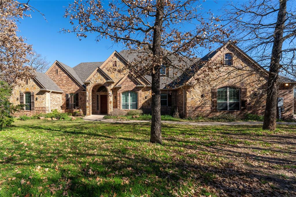 Property Photo:  818 Farris Road  TX 76028 