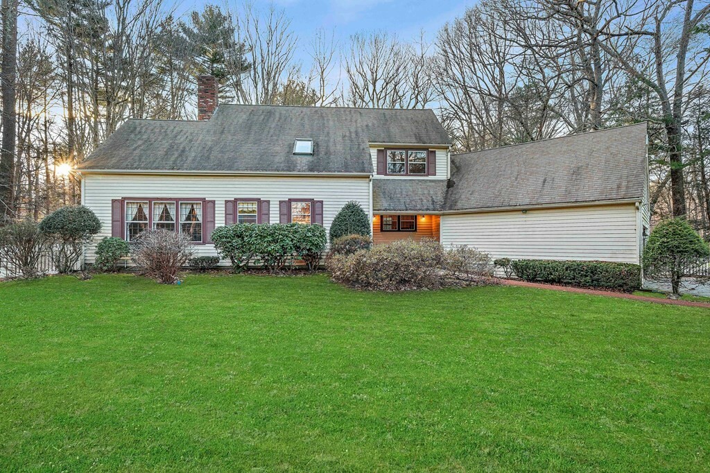 Property Photo:  276 Old Farm Rd  MA 02339 