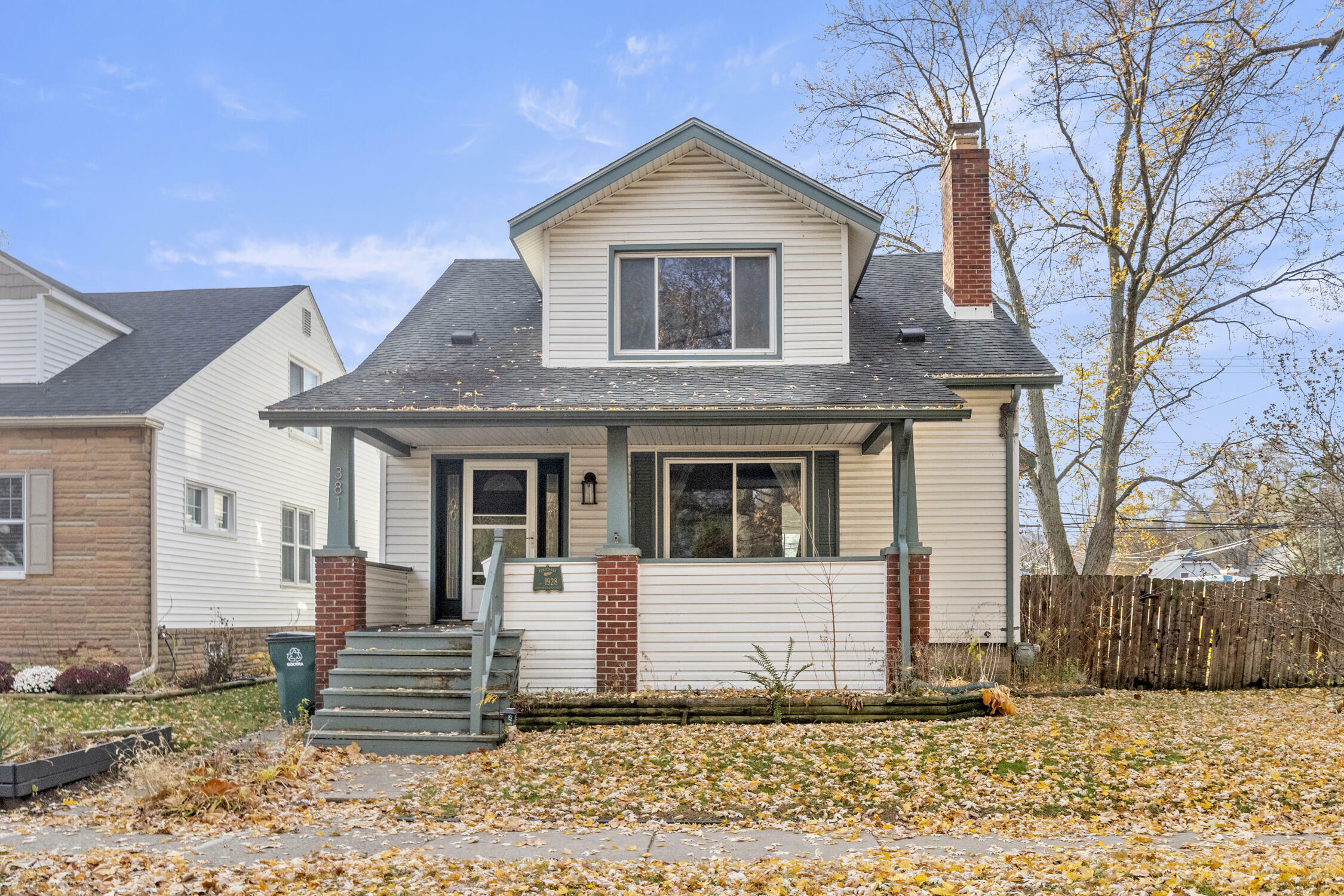 Property Photo:  381 W Hazelhurst Street  MI 48220 