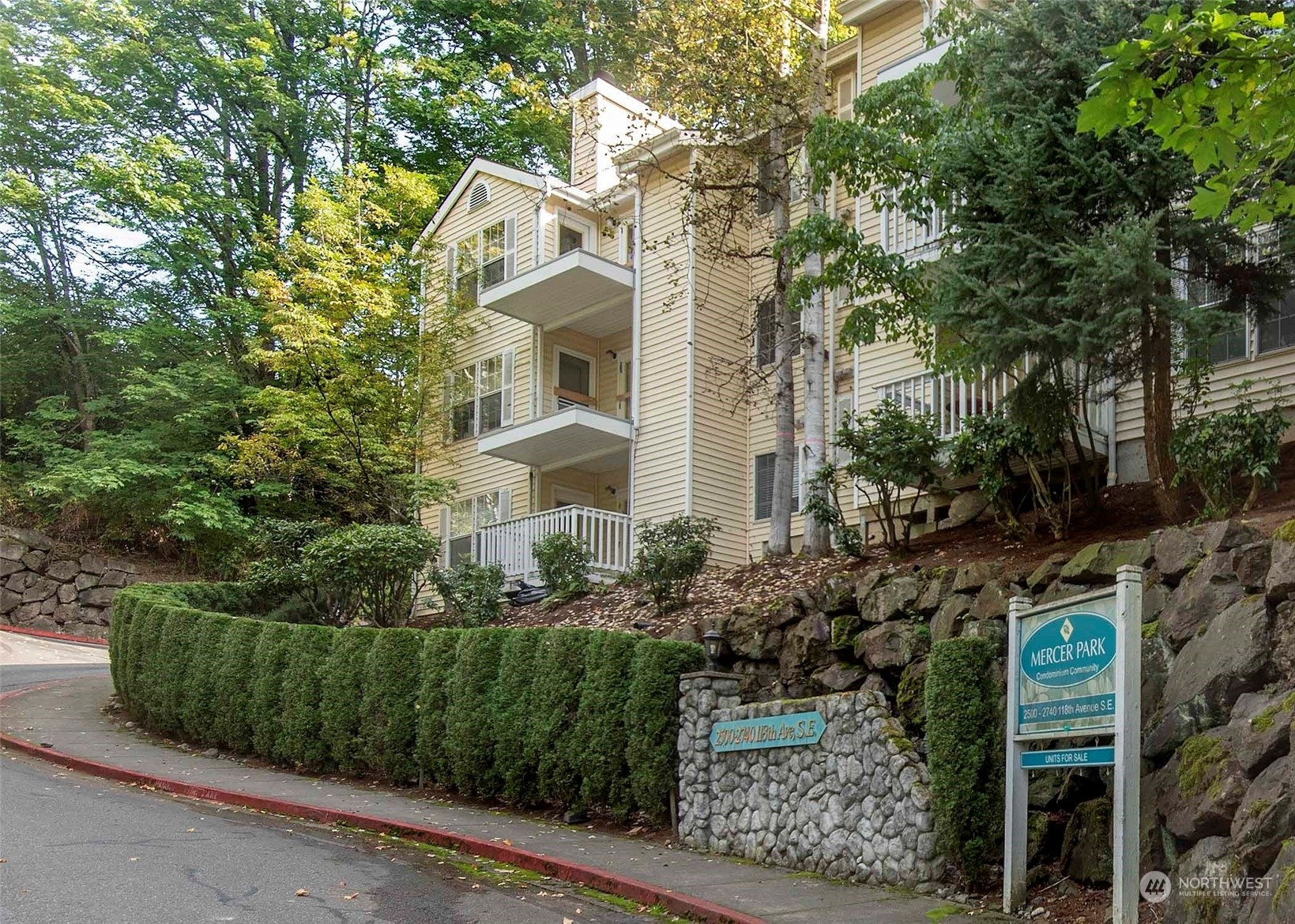 Property Photo:  2680 118th Avenue SE 3-202  WA 98005 