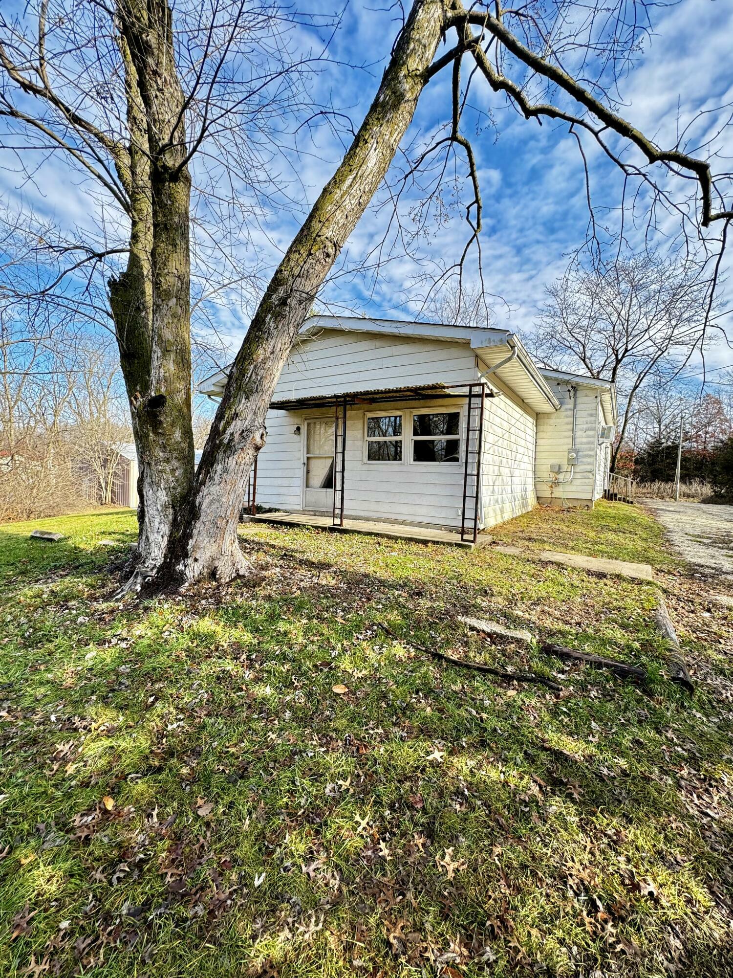 1253 County Road 1215  Moberly MO 65270 photo