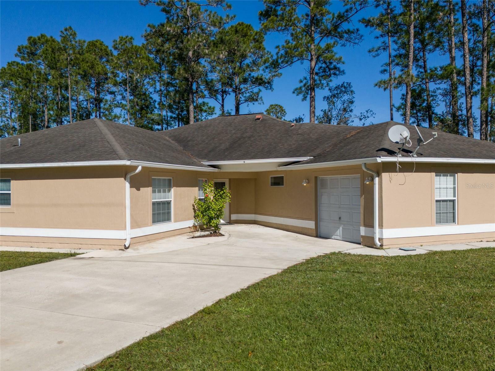 Property Photo:  1 Ryarbor Drive A &Amp B  FL 32164 