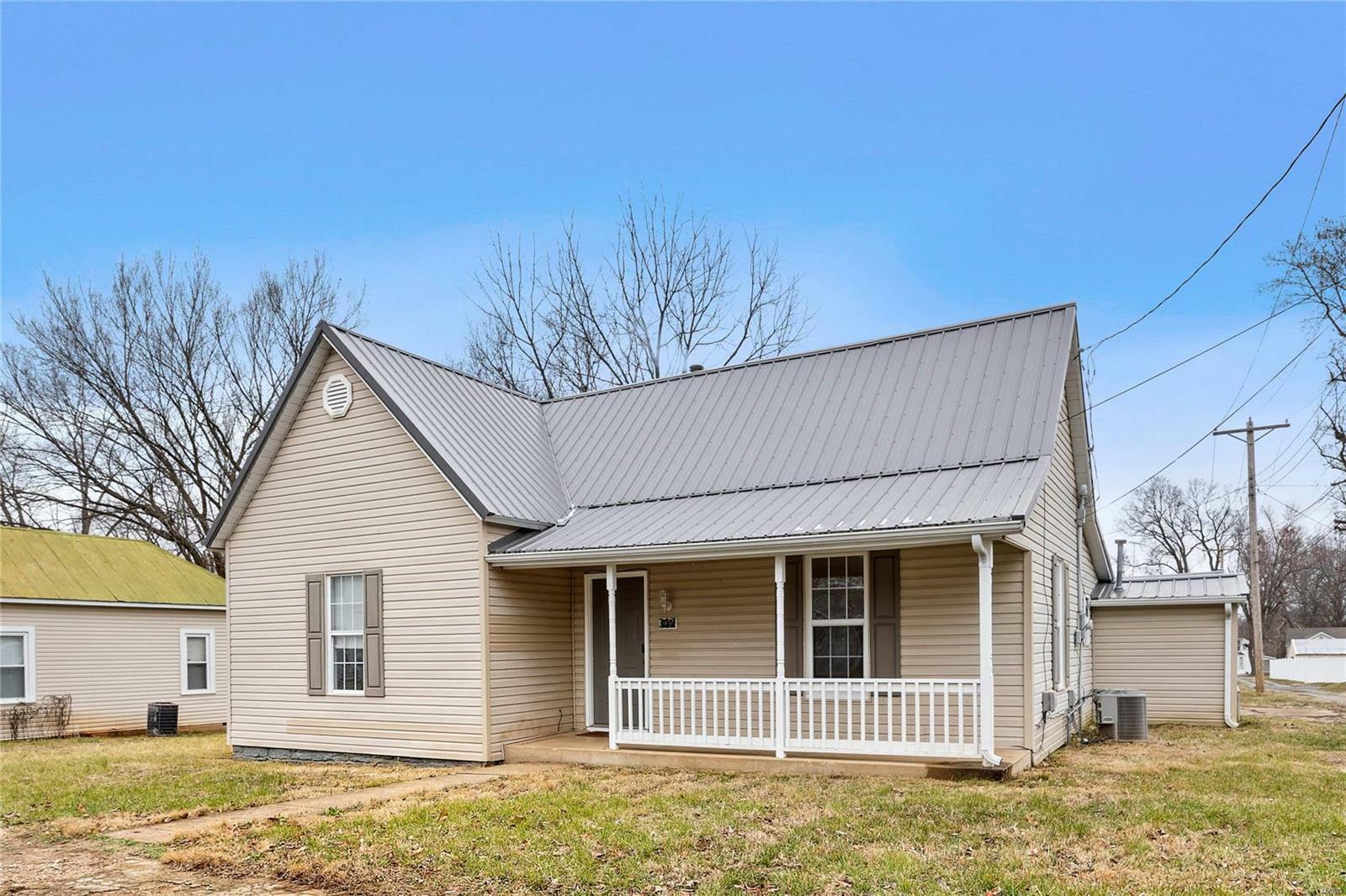 Property Photo:  317 Overton Street  MO 63640 