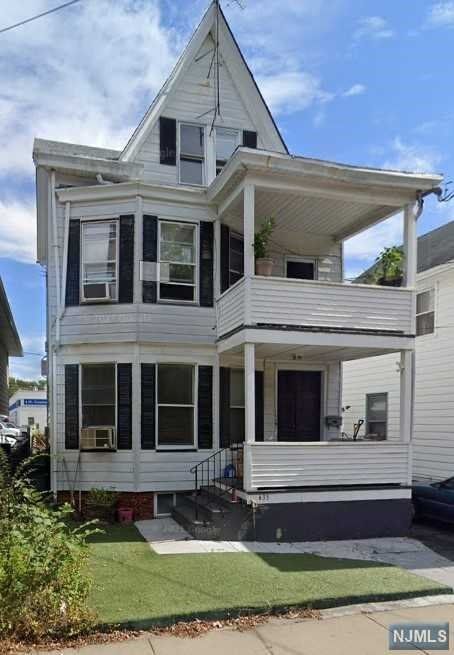 633 Lafayette Avenue  Hawthorne NJ 07506 photo