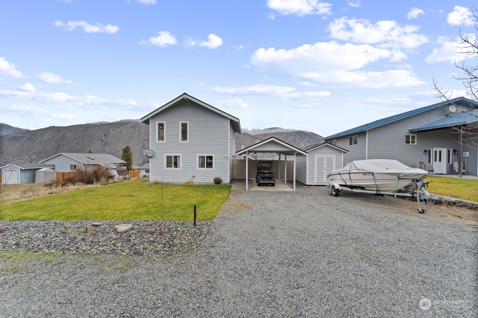 Property Photo:  201 E Entiat Drive  WA 98843 