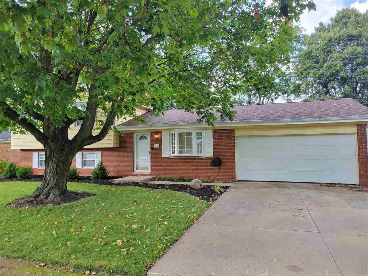 Property Photo:  1728 Idlewild Drive  IN 47374 