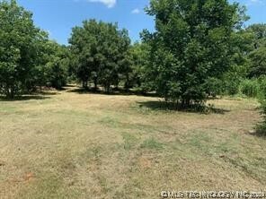 Property Photo:  Cemetery Road  OK 74701 