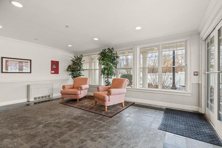 Property Photo:  48 Denver St 104  MA 01906 