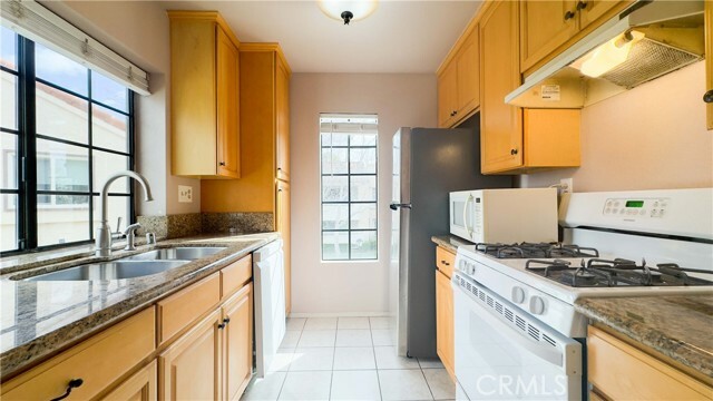 Property Photo: 10644 Dabney Drive 150 CA 92126