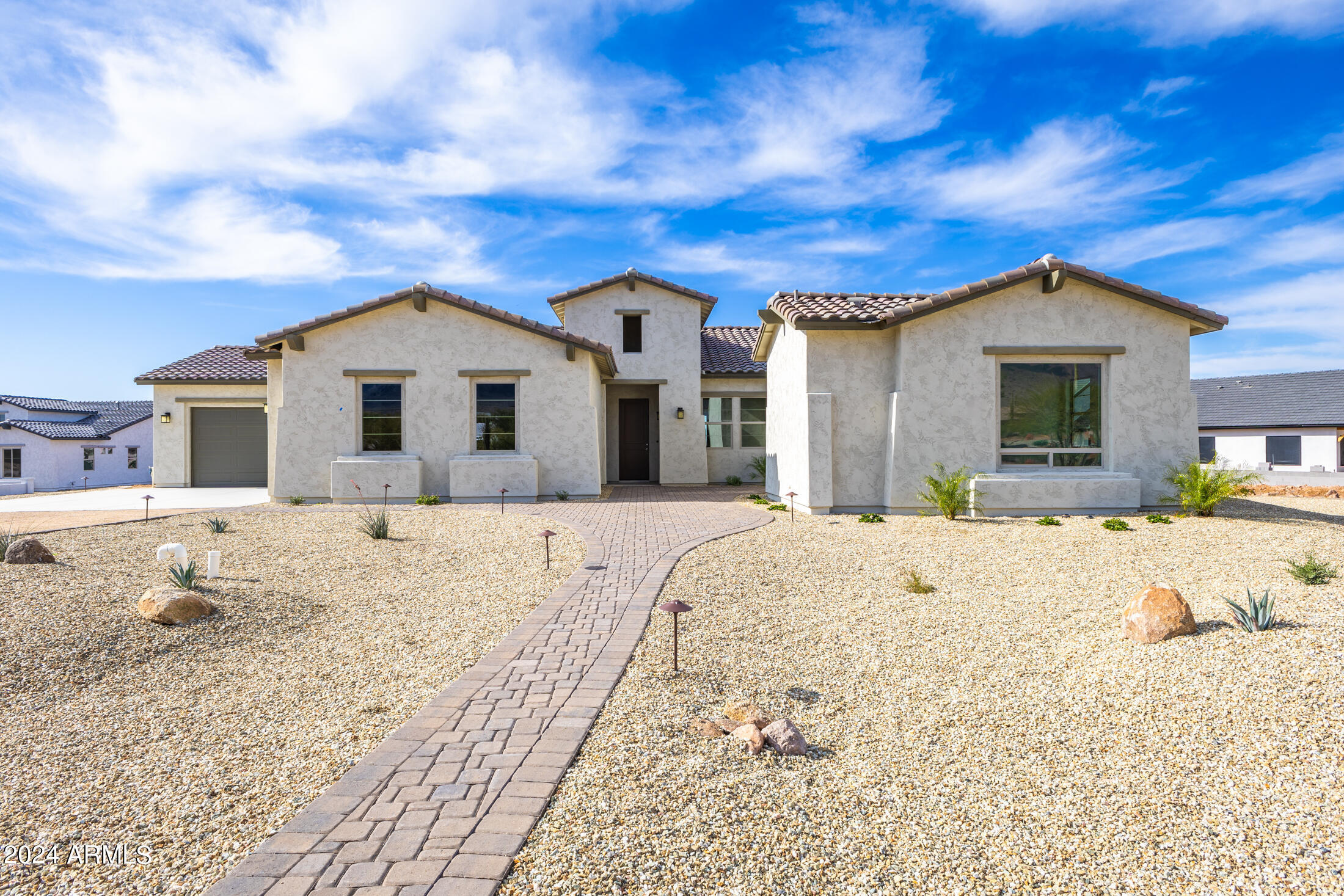 Property Photo: 630 N Star Court AZ 85119