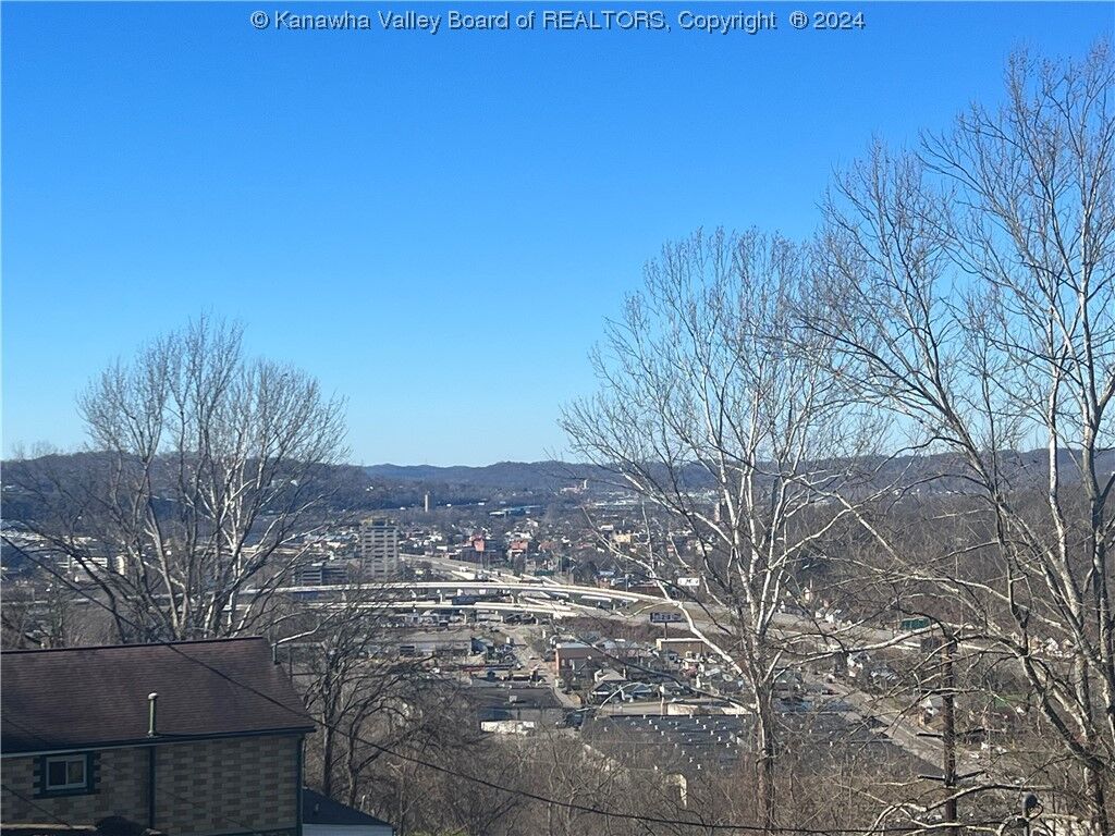 Property Photo:  213 Heath Street  WV 25311 