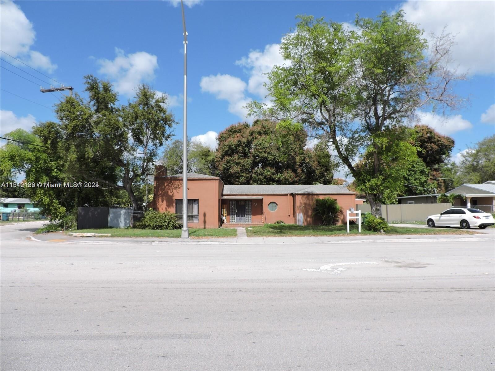 Property Photo:  2491 NW 95th St  FL 33147 