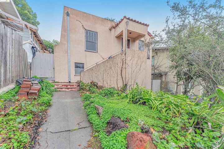 21 Cambridge Way  Piedmont CA 94611 photo