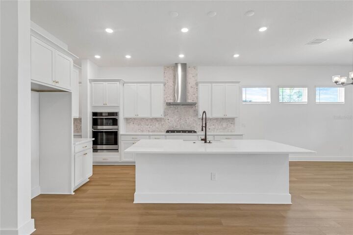 Property Photo: 13092 Sunrise Harvest Drive FL 34787