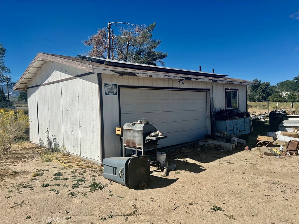 Property Photo:  5226 Mono Road  CA 92371 