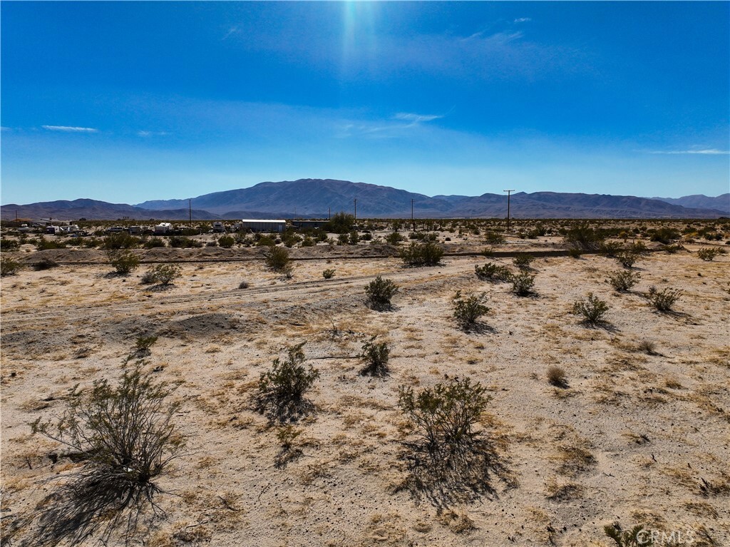 Property Photo:  123 Two Mile  CA 92277 