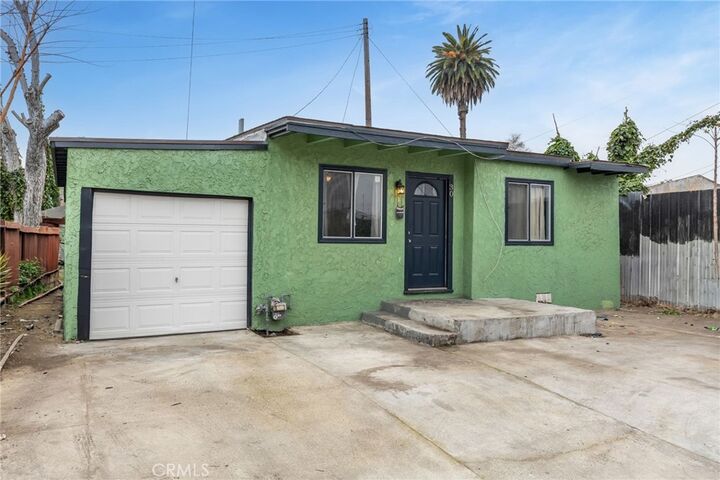 Property Photo:  430 W Fig Street  CA 90222 