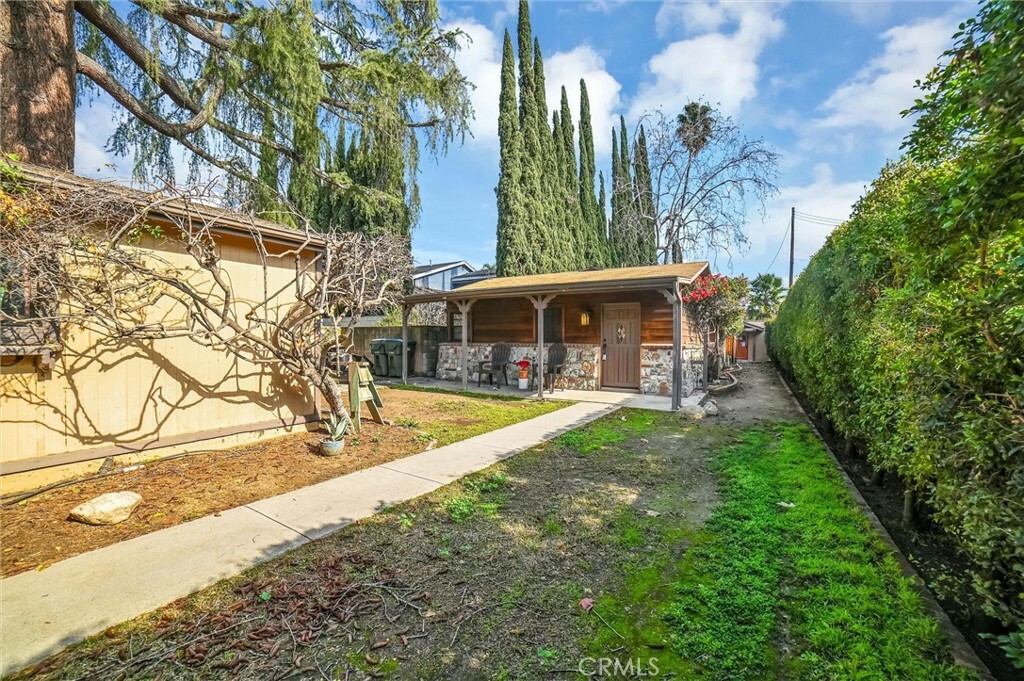 Property Photo:  372 Heather Heights Court  CA 91016 