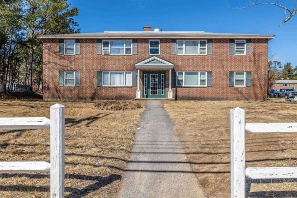Property Photo: 171 Loudon Road 1 NH 03301