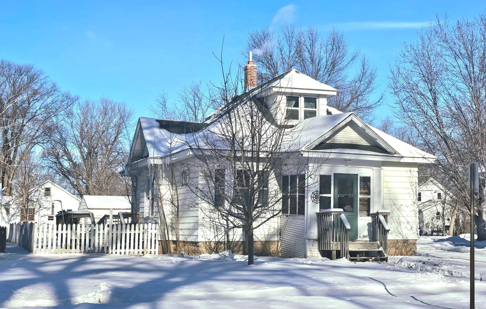 Property Photo: 303 E 7th Street MN 56267
