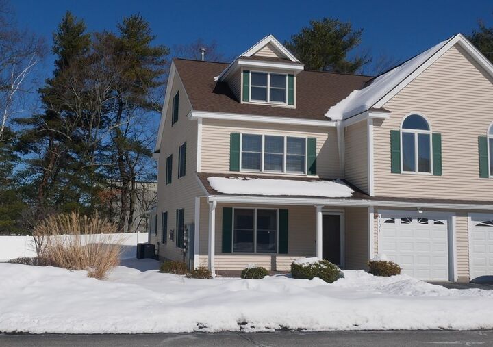 Property Photo: 216 Rangeway 1101 MA 01862