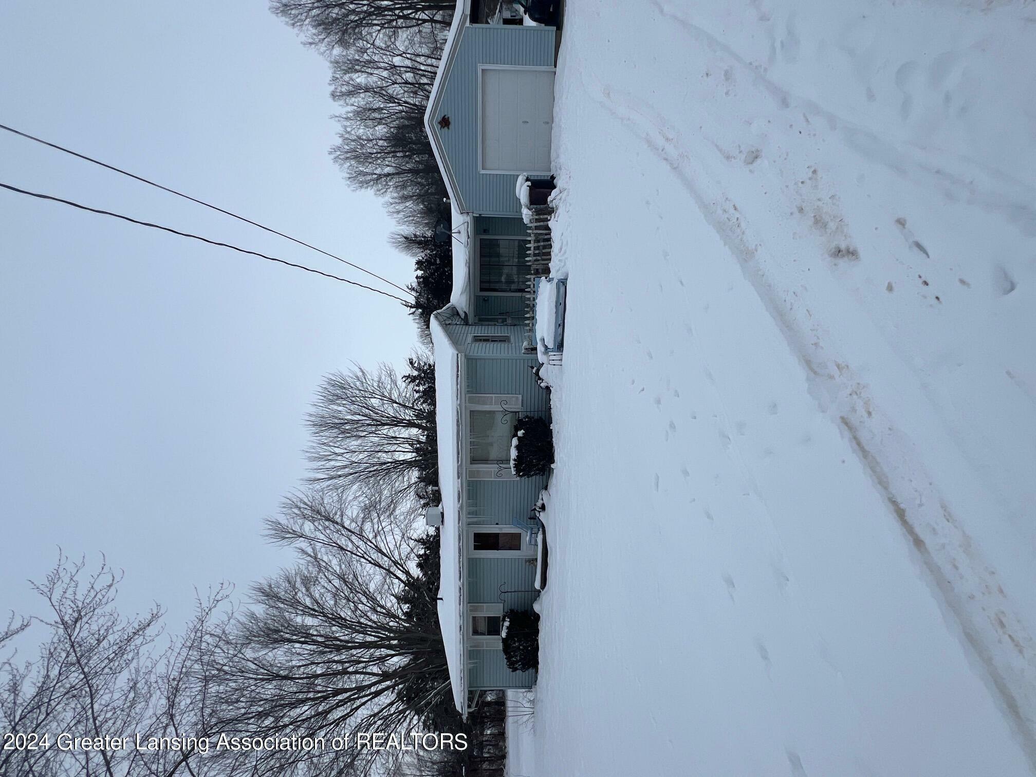 Property Photo: 2625 E Hyde Road MI 48879