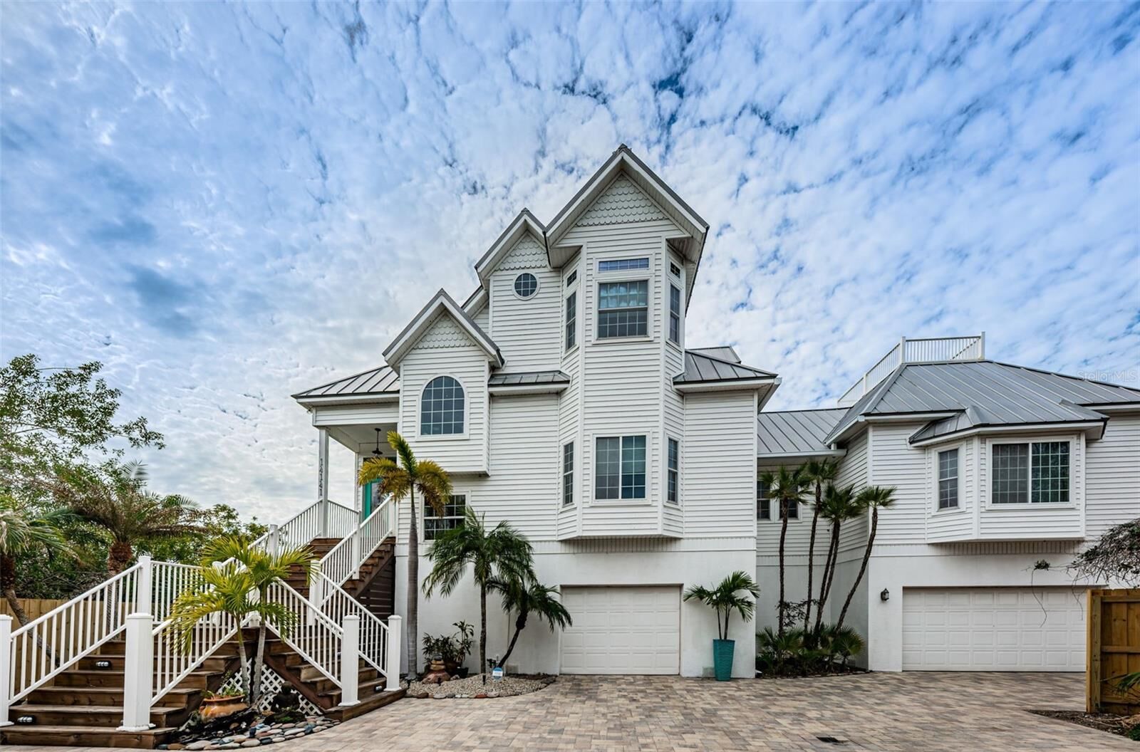 Property Photo:  14141 76th Avenue  FL 33776 