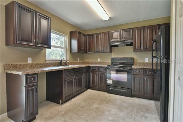 Property Photo:  2801 SE 140th Place  FL 34491 