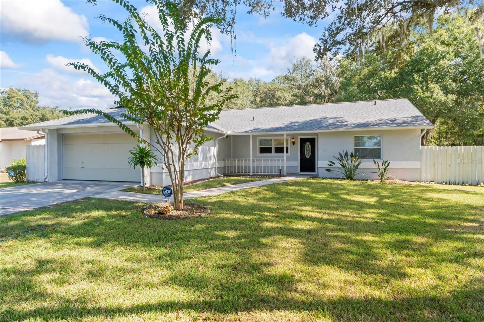 Property Photo:  2046 Linda Lane  FL 33558 