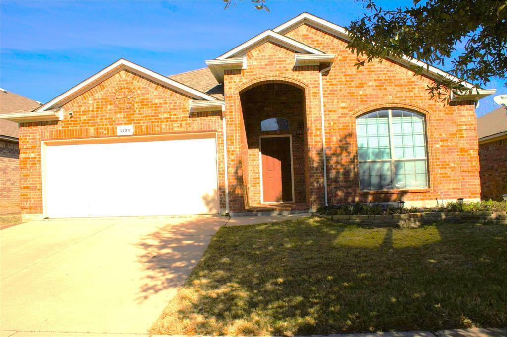 Property Photo:  3224 Stonecrop Trail  TX 76226 