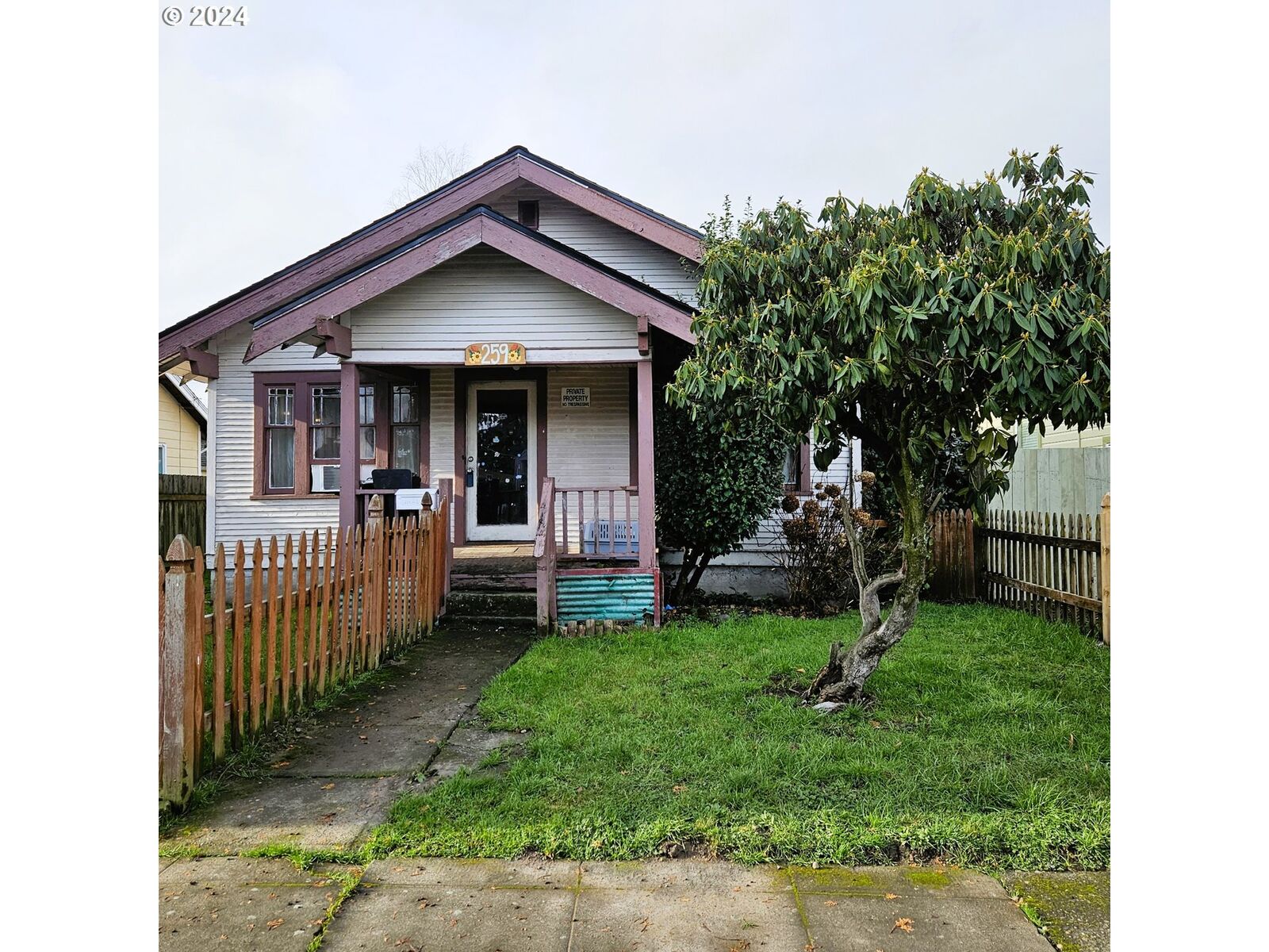 Property Photo:  259 18th Ave  WA 98632 