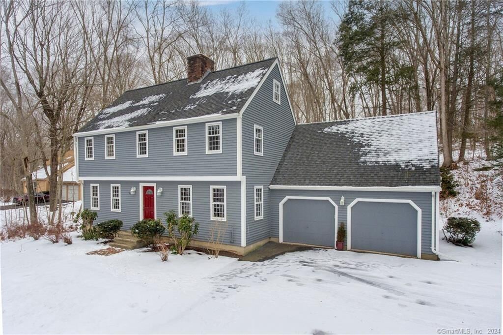 Property Photo: 53 Heatherwood Drive CT 06443
