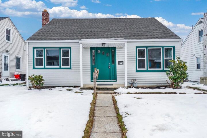 439 Wise Avenue  Red Lion PA 17356 photo