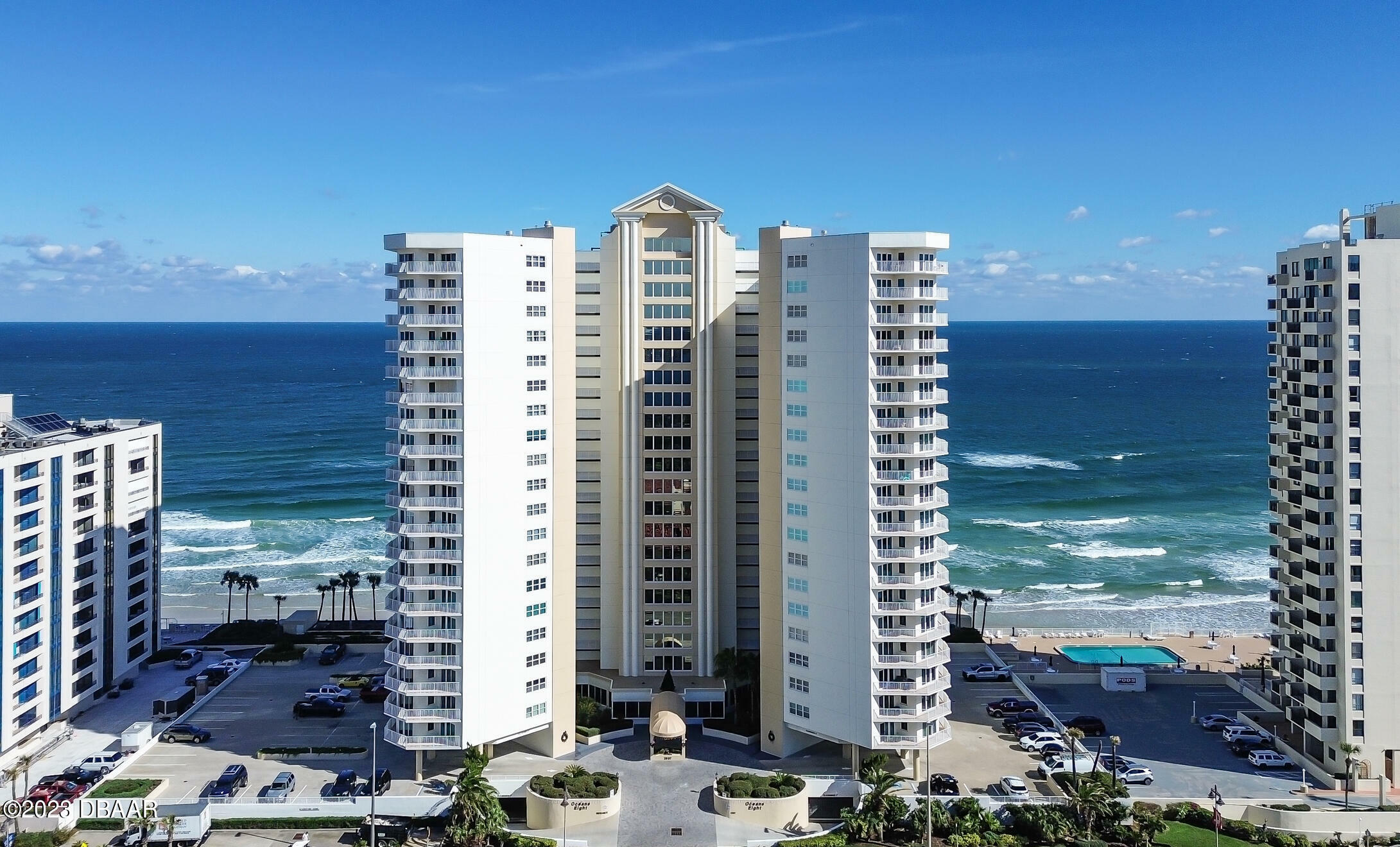 Property Photo: 2937 S Atlantic Avenue FL 32118