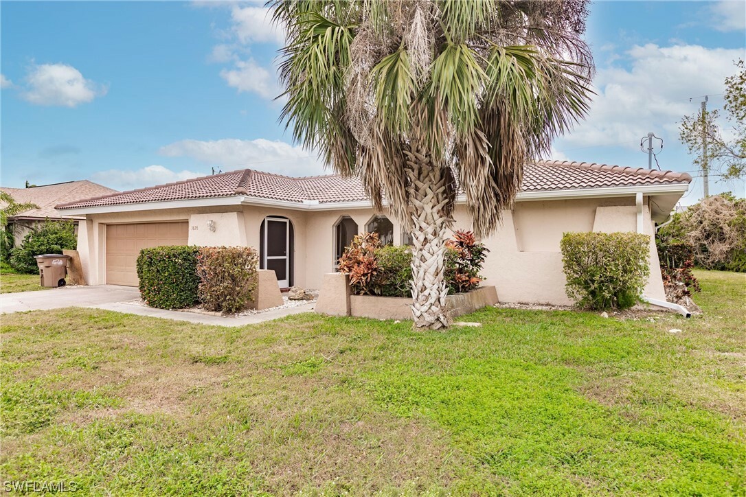 Property Photo:  3826 Palm Tree Boulevard  FL 33904 